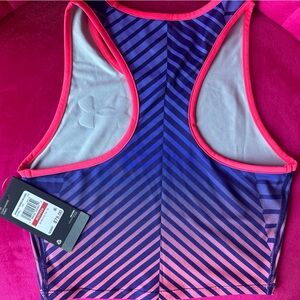 Under Armour Run Crop Top - NWT Xs